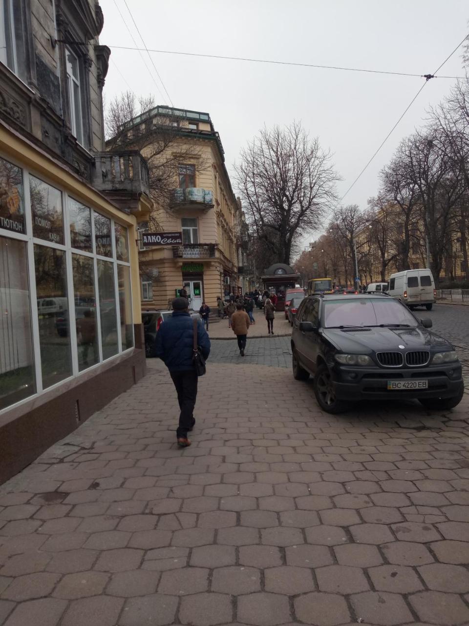 Apartments Постійне Електропостачання Stepana Bandery Street 37-2 إلفيف المظهر الخارجي الصورة